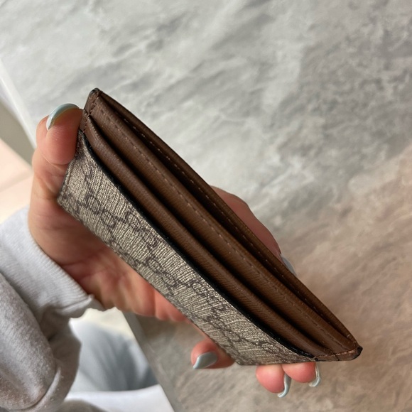 Card holder - Picture 4 of 4